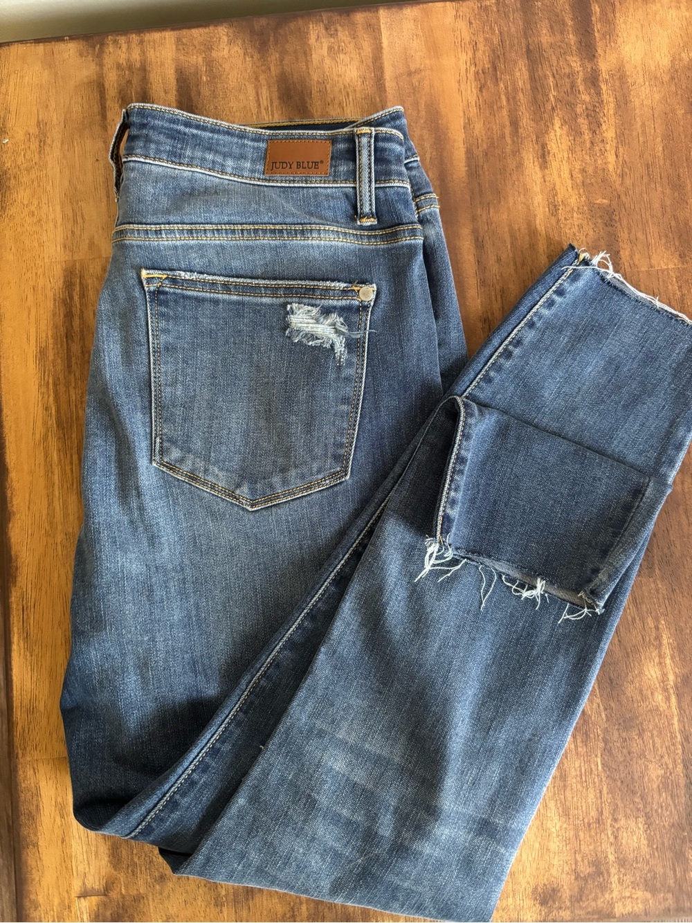 Judy Blue Women's High-Rise Distressed Skinny Jeans - Picture 3 of 10